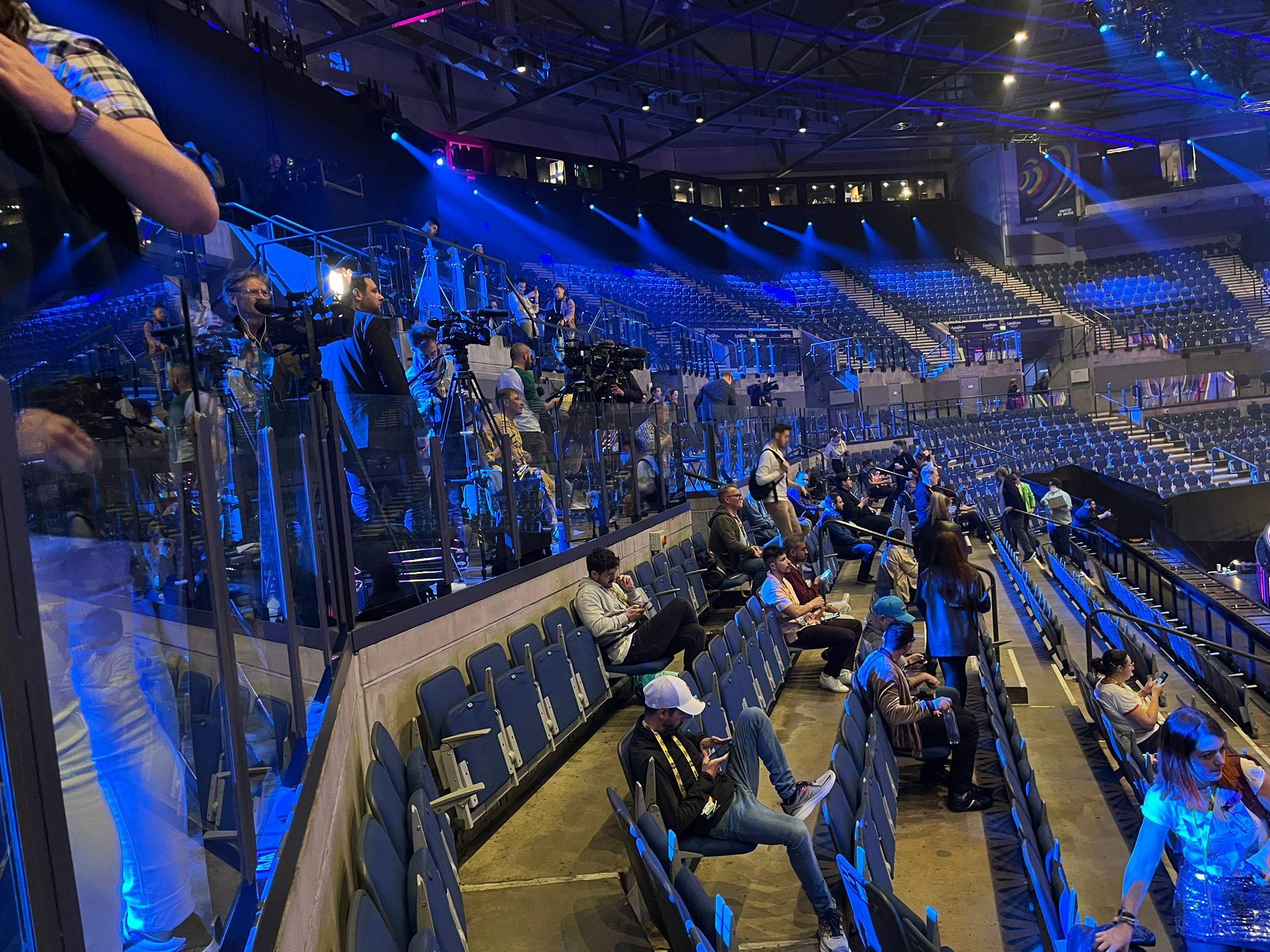 Halle 2